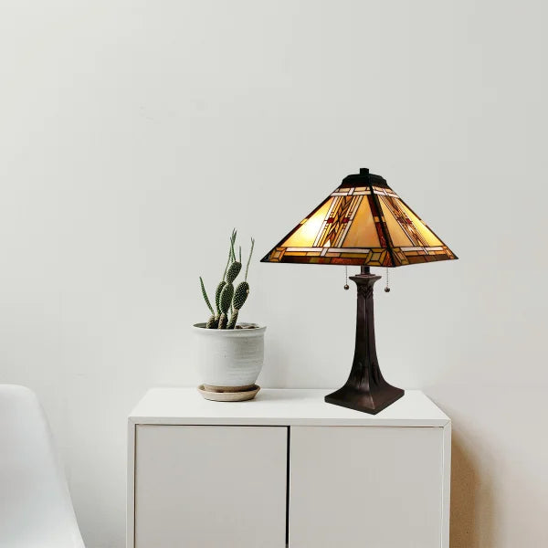 Kelowna Lamp
