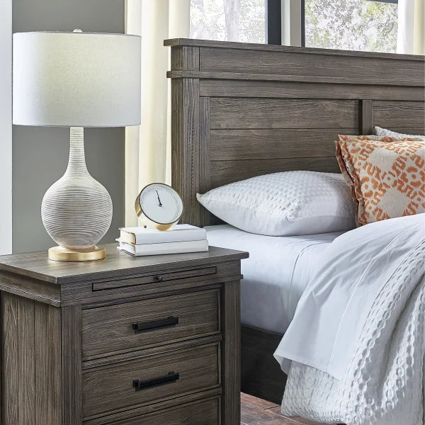 Collins II 5-piece King Bedroom Set