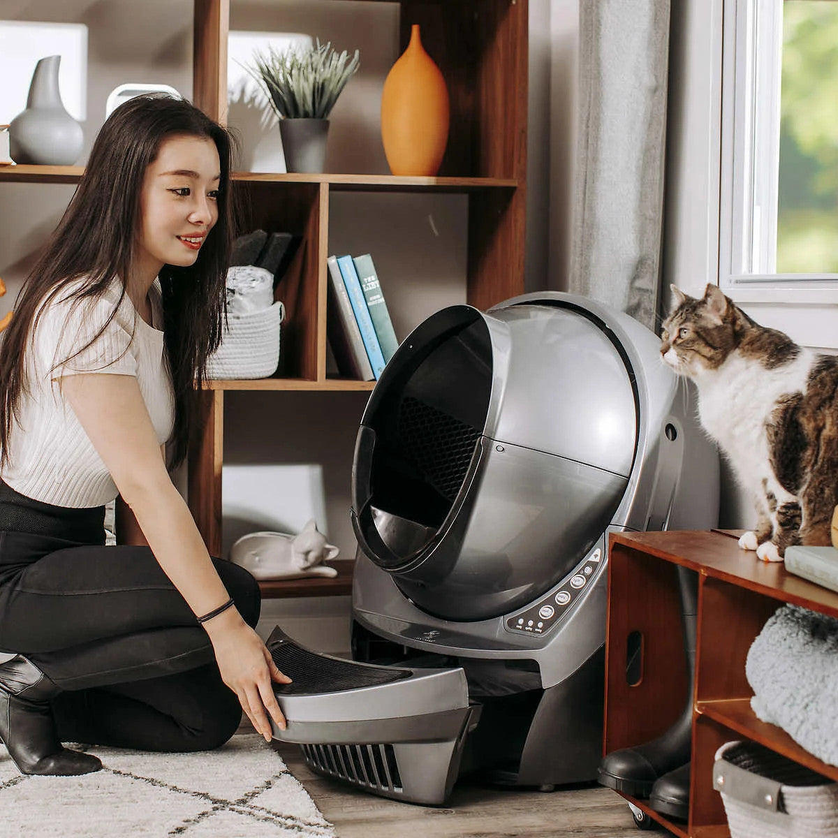 Litter-Robot 3 Connect Self-Cleaning Electric Cat Litter Box Specialty Bundle