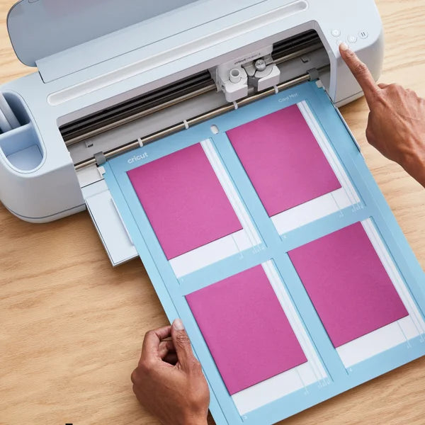 Cricut Maker 3 + Holiday Bundle