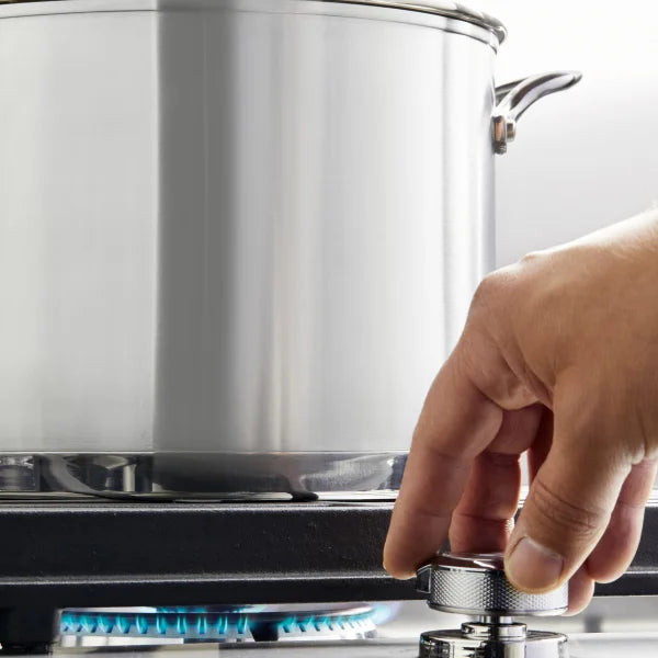 KitchenAid 3-ply Base Stainless Steel Stockpot, 7.6 L (8 qt.)