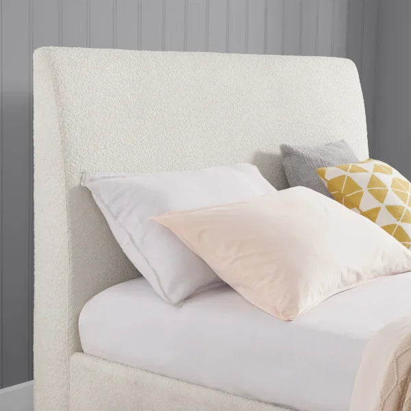 Harper Ridge Upholstered Bed