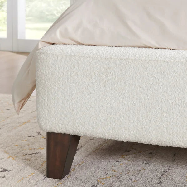 Harper Ridge Upholstered Bed