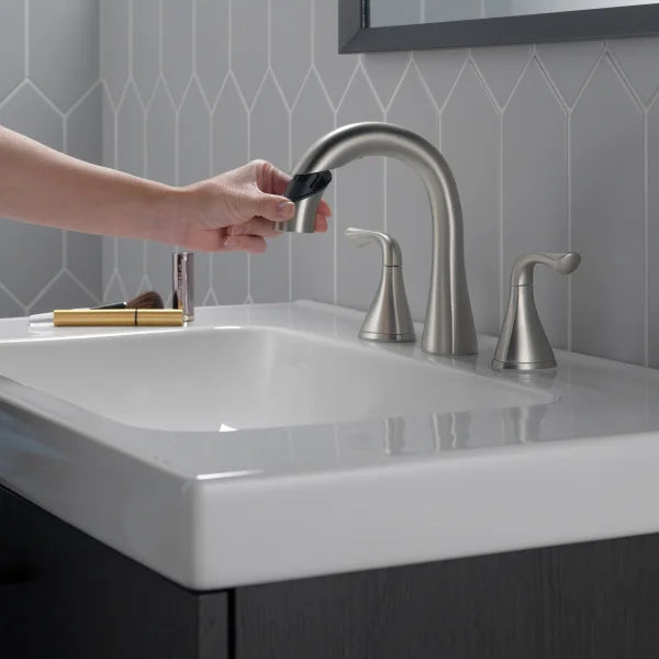 Delta Lampard Two-Handle Pull-Down Bathroom Faucet