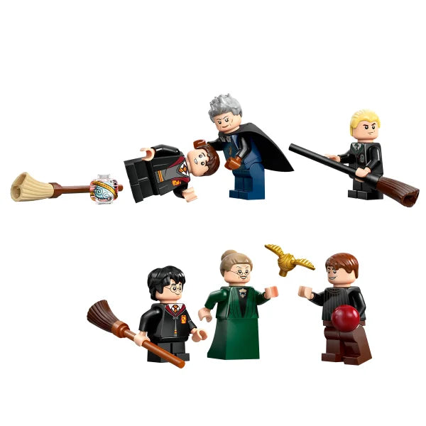LEGO Harry Potter Hogwarts Castle: Flying Lessons