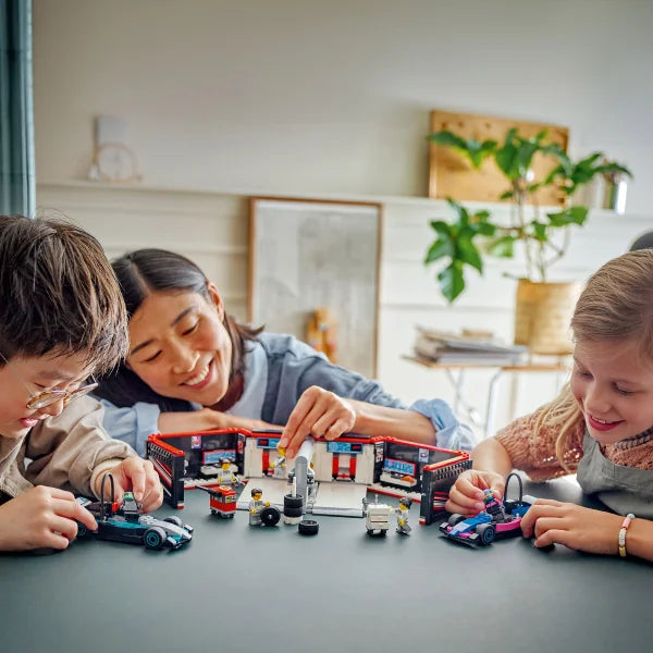 LEGO City F1 Garage & Mercedes-AMG & Alpine Cars Toy