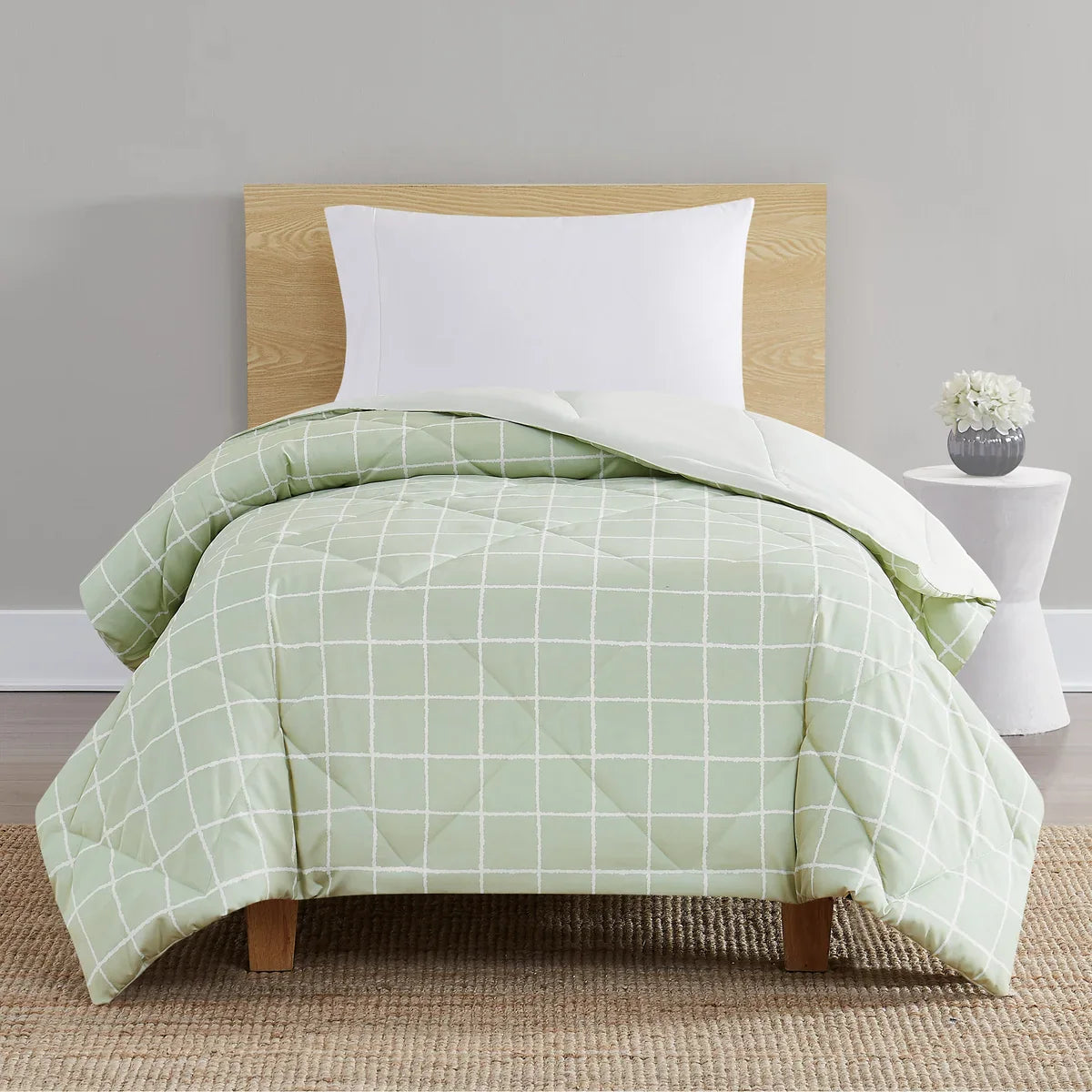 Simmons Down Alternative Blanket