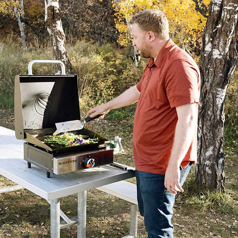 Blackstone Portable 43 cm (17 in.) Table Top Gas Griddle
