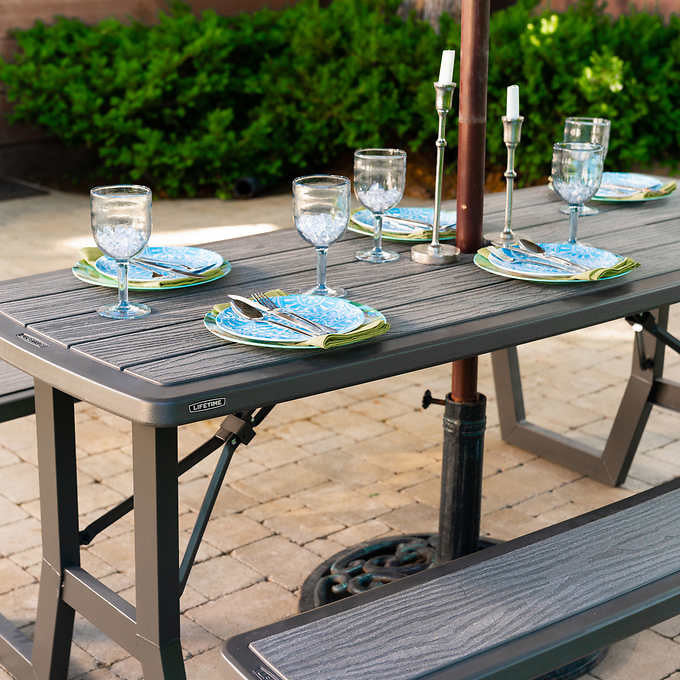 Lifetime 182.9 cm (6 ft.) Folding Picnic Table