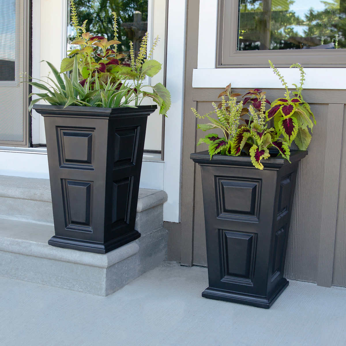 Wyndham 24 in. Tall Planter, 2-pack