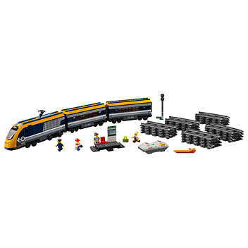 LEGO Star Wars Millennium Falcon Ultimate Collector Series 75192 with Bonus LEGO Star Wars The Dark Falcon